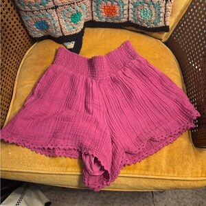 Guess Pinky purple High Waist Shorts with Bohemian Trim